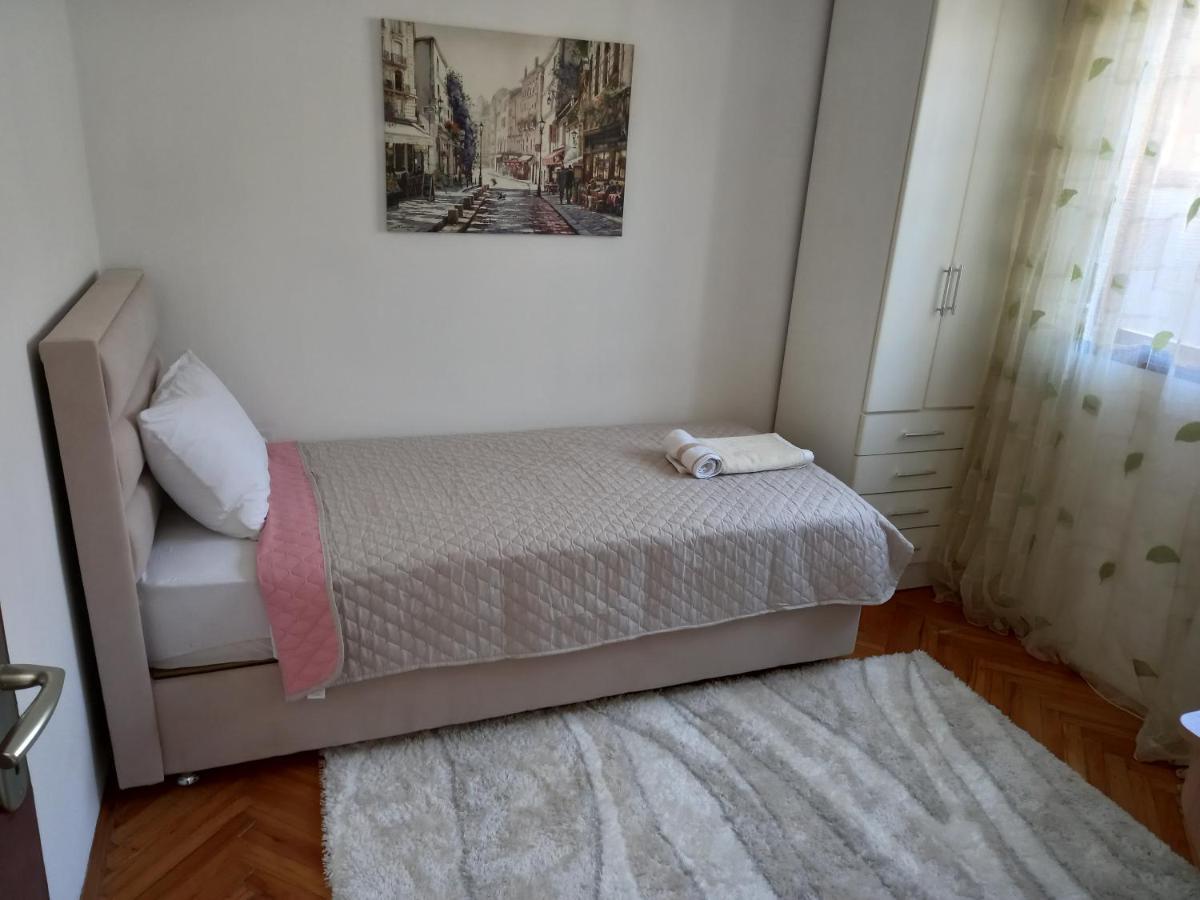 Stan U Maslinama Lejlighed Podgorica Eksteriør billede