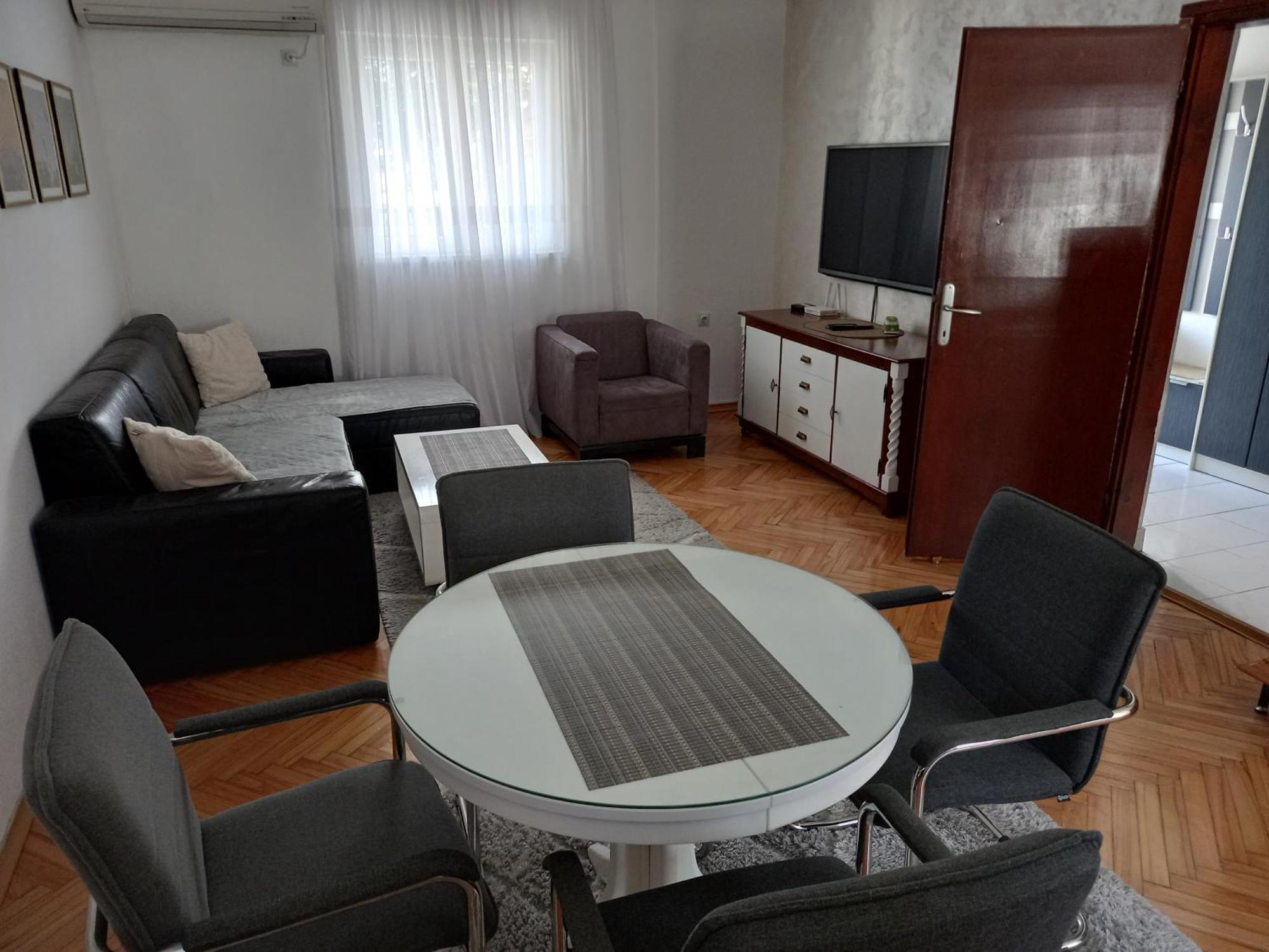 Stan U Maslinama Lejlighed Podgorica Eksteriør billede